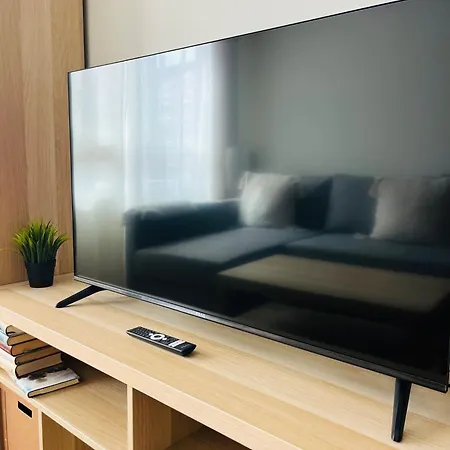 Cozy - 1 Min To San Lorenzo Beach, *