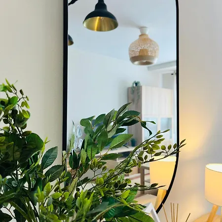 Cozy - 1 Min To San Lorenzo Beach,
